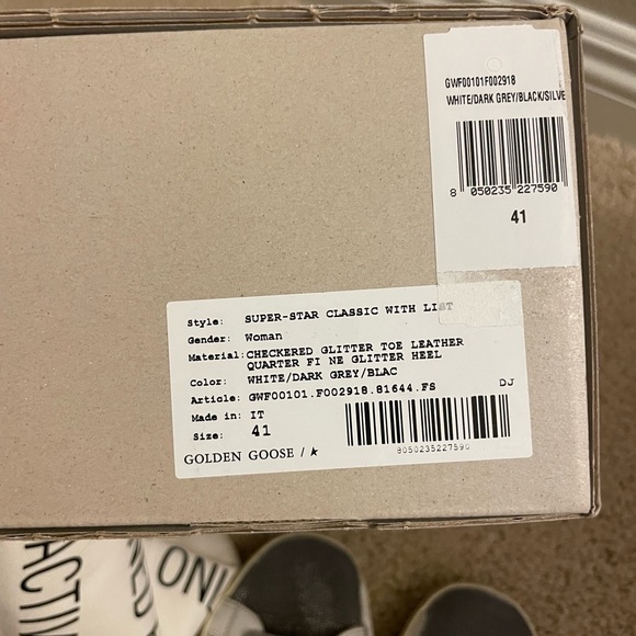 Brand new Golden Goose shoes. Never worn - Picture 5 of 6